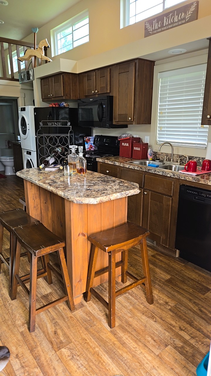 Kitchen Area Kitchen Area